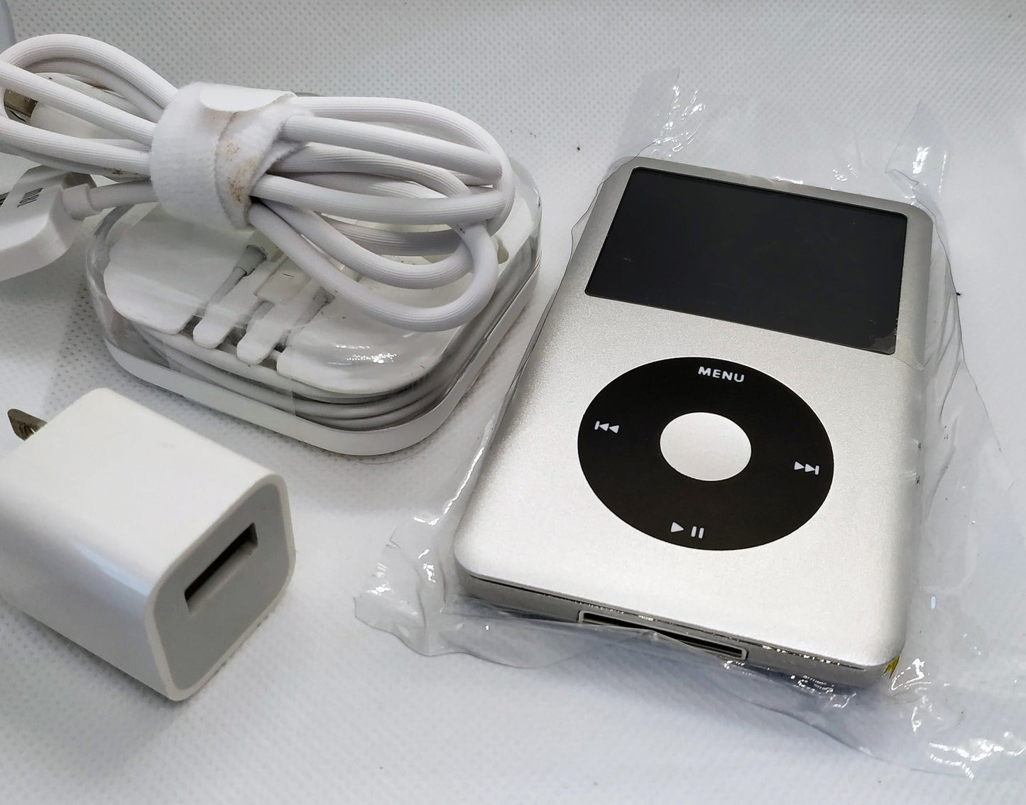 Apple iPod Classic 6th Generation | 256GB | Brand New Battery 2000 mAh